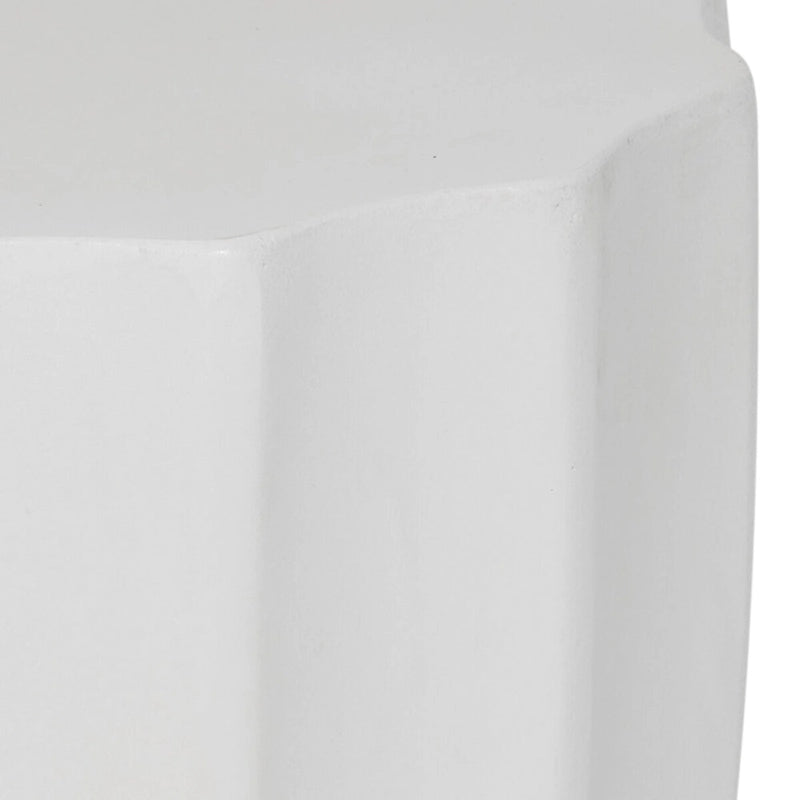 Concrete Indoor/ Outdoor Accent Table - 15.3 x 15.3 x 17.7 - 15Wx15Dx18H